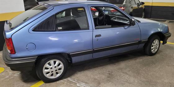 CHEVROLET KADETT 1.8 EFI GLS 8V GASOLINA 2P MANUAL CHEVROLET KADETT 1.8 EFI GLS 8V GASOLINA 2P MANUAL